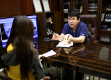 [2018.07.26 미주중앙일보] 목주름 없애는 방법?…케이스별로 레이저, 목거상술 등 다르게 접근해야